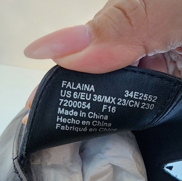 Black flats - Picture 5 of 5